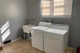 111 W Rutsen St, Rensselaer, IN 47978 - Photo 10