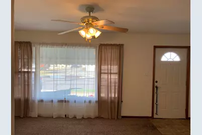 111 W Rutsen Street, Rensselaer, IN 47978 - Photo 4