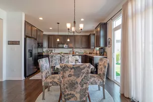 9351 Chestnut Cv, Saint John, IN 46373 - Photo 18