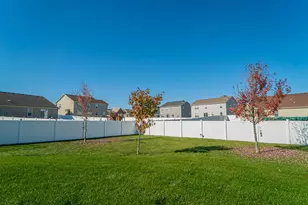 9351 Chestnut Cv, Saint John, IN 46373 - Photo 34