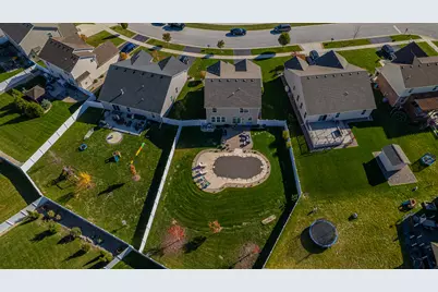 9351 Chestnut Cove, Saint John, IN 46373 - Photo 42