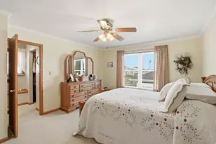 6586 Falcon Dr, Schererville, IN 46375 - Photo 12