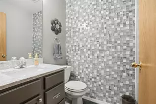 6586 Falcon Dr, Schererville, IN 46375 - Photo 24