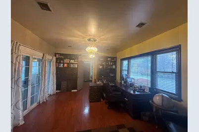 339 W 35th Avenue, Gary, IN 46408 - Photo 6