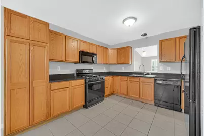 9170 Carolina Court, Merrillville, IN 46410 - Photo 8