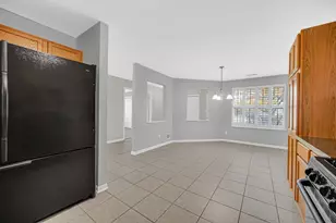 9170 Carolina Ct, Merrillville, IN 46410 - Photo 10