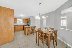 9170 Carolina Ct, Merrillville, IN 46410 - Photo 12