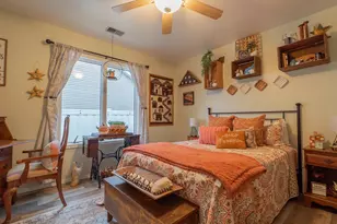 9605 Van Buren St, Crown Point, IN 46307 - Photo 24