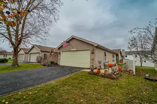 9605 Van Buren St, Crown Point, IN 46307 - Photo 28