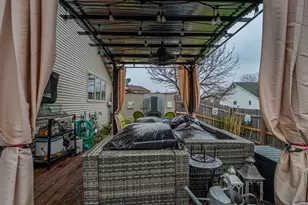 9605 Van Buren St, Crown Point, IN 46307 - Photo 14