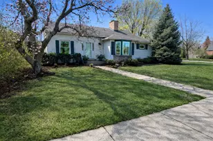 108 Beverly Pl, Munster, IN 46321 - Photo 1