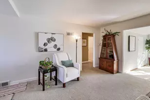 108 Beverly Pl, Munster, IN 46321 - Photo 6