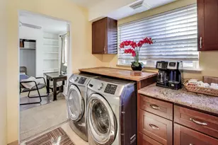 108 Beverly Pl, Munster, IN 46321 - Photo 4