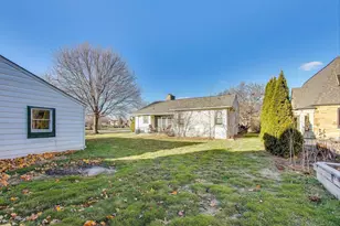108 Beverly Pl, Munster, IN 46321 - Photo 32