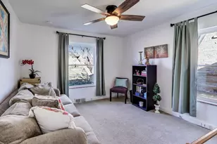 108 Beverly Pl, Munster, IN 46321 - Photo 20