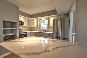 64 Green Lawn Dr, La Porte, IN 46350 - Photo 6