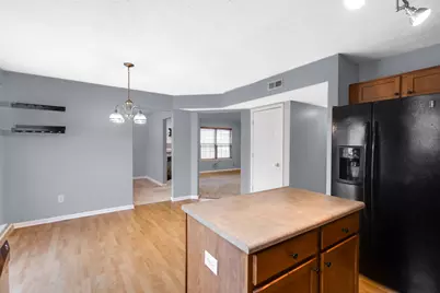 8142 Birchfield Drive, Indianapolis city (balance), IN 46268 - Photo 12