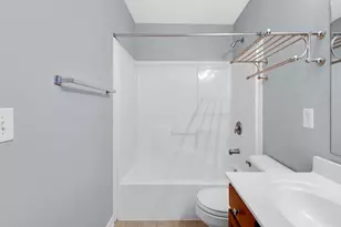 8142 Birchfield Dr, Indianapolis city (balance), IN 46268 - Photo 16