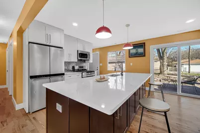 7415 Montana Avenue, Hammond, IN 46323 - Photo 8