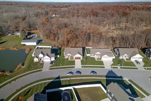 2160 Hickory Dr, Hobart, IN 46342 - Photo 40