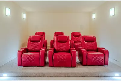 885 N 100 W, Valparaiso, IN 46385 - Photo 48