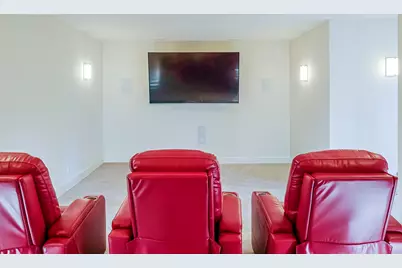 885 N 100 W, Valparaiso, IN 46385 - Photo 52