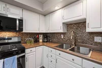 789 S Lakeview Drive, Lowell, IN 46356 - Photo 22