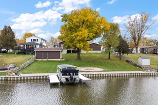 789 S Lakeview Dr, Lowell, IN 46356 - Photo 2