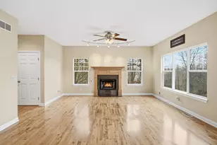 1812 Briam Dr, Valparaiso, IN 46383 - Photo 10