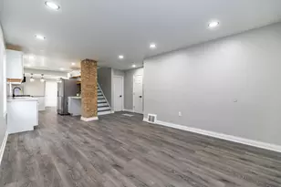 456 Gerry St, Gary, IN 46406 - Photo 6