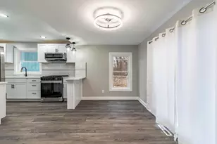 456 Gerry St, Gary, IN 46406 - Photo 12