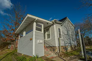 115 N Porter St, Michigan City, IN 46360 - Photo 2