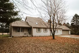 11215 N 80 W, Wheatfield, IN 46392 - Photo 2