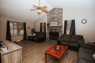 11215 N 80 W, Wheatfield, IN 46392 - Photo 8