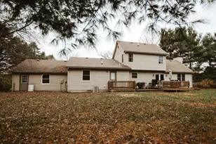 11215 N 80 W, Wheatfield, IN 46392 - Photo 4
