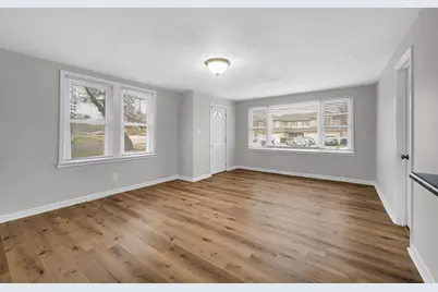 2612 Hart Road, Highland, IN 46322 - Photo 4