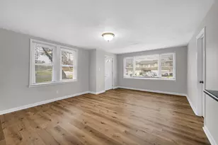 2612 Hart Rd, Highland, IN 46322 - Photo 4