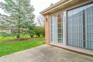 1800 Winfield Dr, Munster, IN 46321 - Photo 32