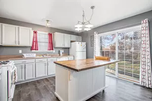 682 Dearborn Rd, Valparaiso, IN 46385 - Photo 10