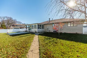 12680 Rosewood Ct, Saint John, IN 46373 - Photo 38