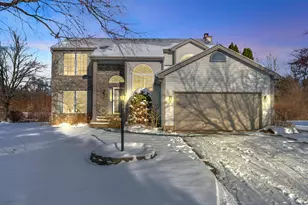 378 Ballenisle Ct, Chesterton, IN 46304 - Photo 2