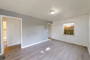 2537 Van Buren Pl, Gary, IN 46407 - Photo 8