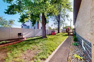 6832 Waveland Ave, Hammond, IN 46323 - Photo 36