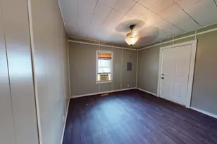 2715 Floyd St, Gary, IN 46405 - Photo 36