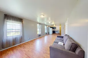 2715 Floyd St, Gary, IN 46405 - Photo 4