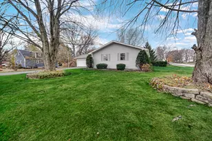 2002 Crockett Ave, Valparaiso, IN 46383 - Photo 24