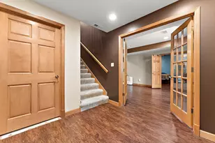 5540 Fountain View Dr, Wheatfield, IN 46392 - Photo 30