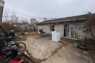 2726 Marshalltown Dr, Gary, IN 46407 - Photo 6