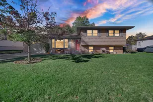 2190 Capitol St, Portage, IN 46368 - Photo 2