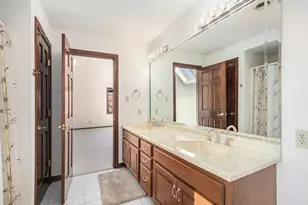 811 Royal Dublin Ln, Dyer, IN 46311 - Photo 32